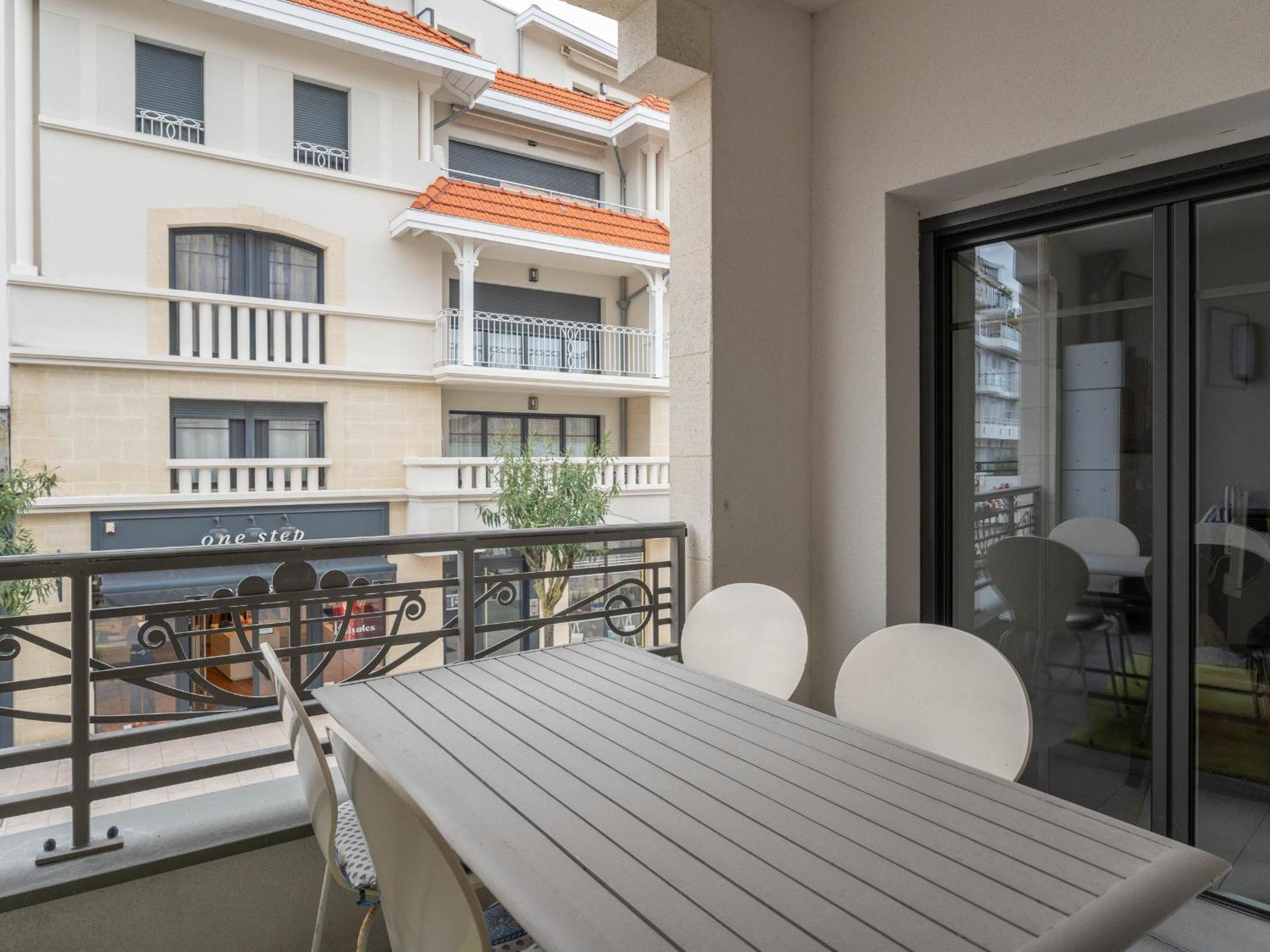 T3 En Centre-Ville D'Arcachon, Proche Plage, Balcons, Parking, Ascenseur Et Wi-Fi - Fr-1-319-440 외부 사진